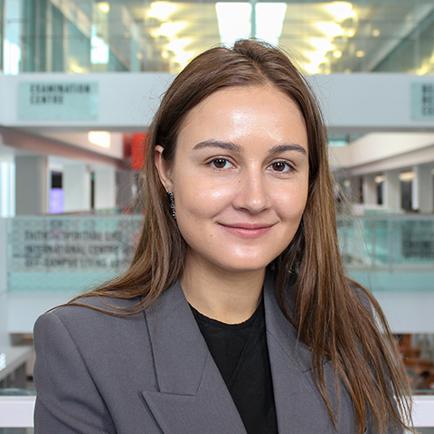 Dr. Melissa Greeff